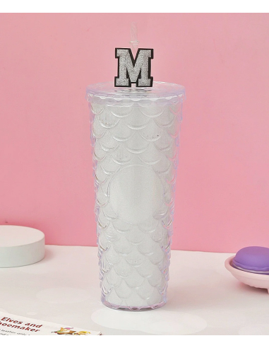 Gobelet avec Écailles Embossées et Paille (700 Ml)