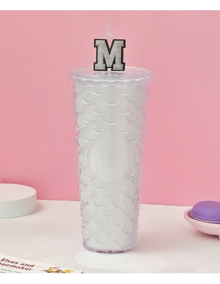 Gobelet avec Écailles Embossées et Paille (700 Ml)