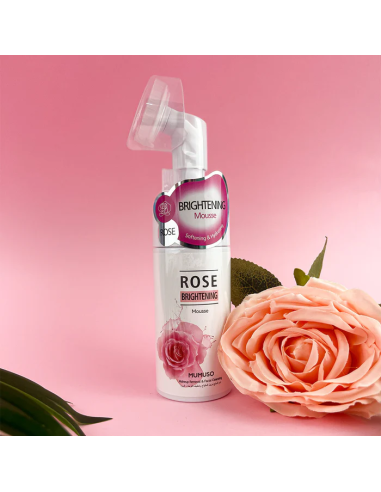 Mousse Éclaircissante à la Rose